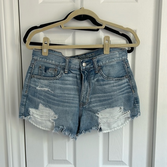 High rise jean shorts - Picture 1 of 3